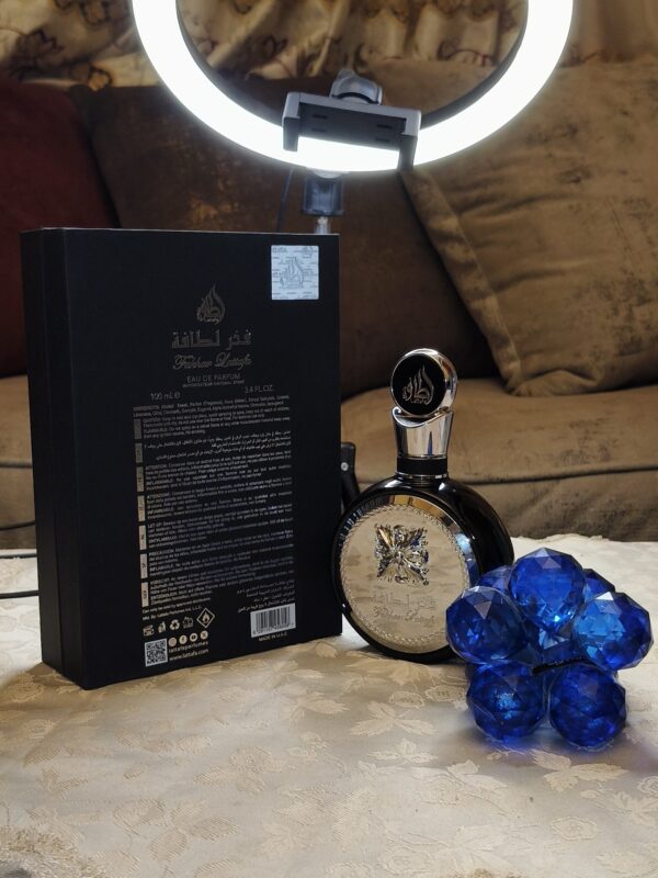 FAKHAR SILVER (10ML)
فخر لطافة سيلفر (١٠ملي)