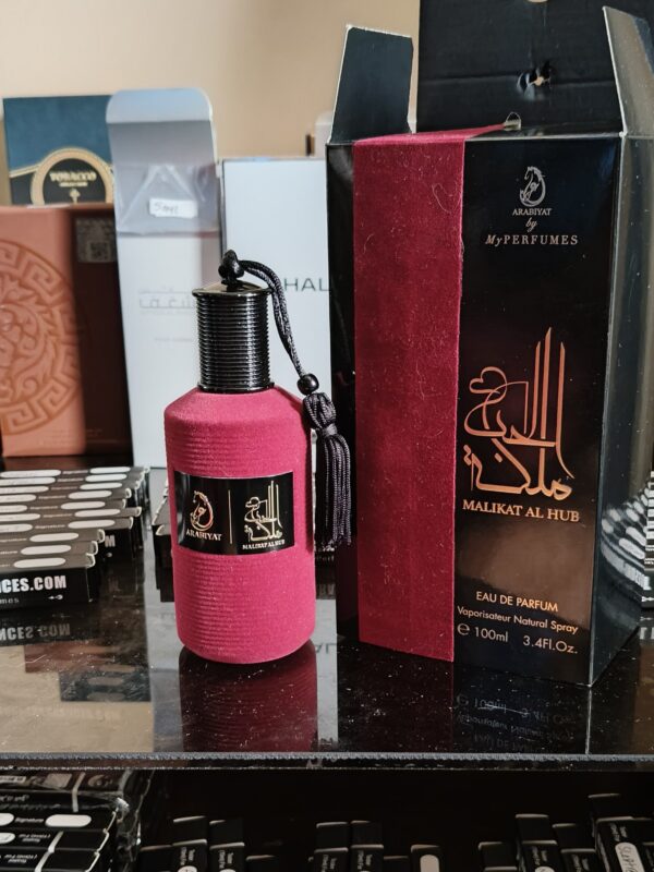 MALIKAT AL HUB (10ML)
ملكة الحب من عربيات ( ١٠ملي )