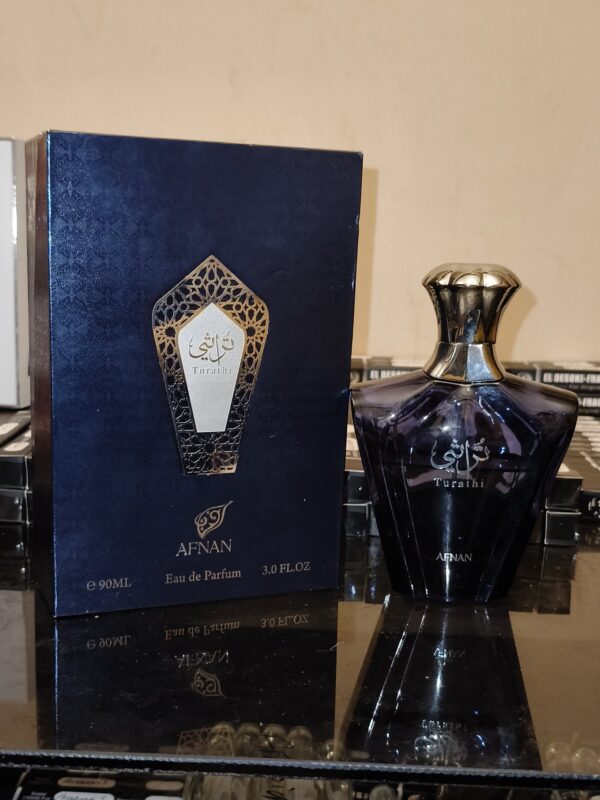 TURATHI BLUE (40ML)
تراثي بلو (٤٠ملي)