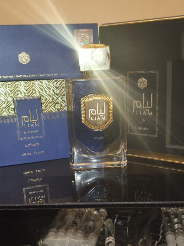 LIAM BLUE SHINE (10ML)
ليام بلو شاين (١٠ملي)