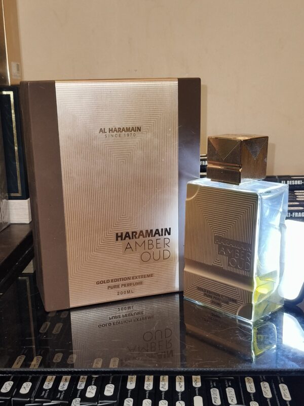 GOLD EDITION Extrait
عنبر عود جولد اكستريت (كما موضح)