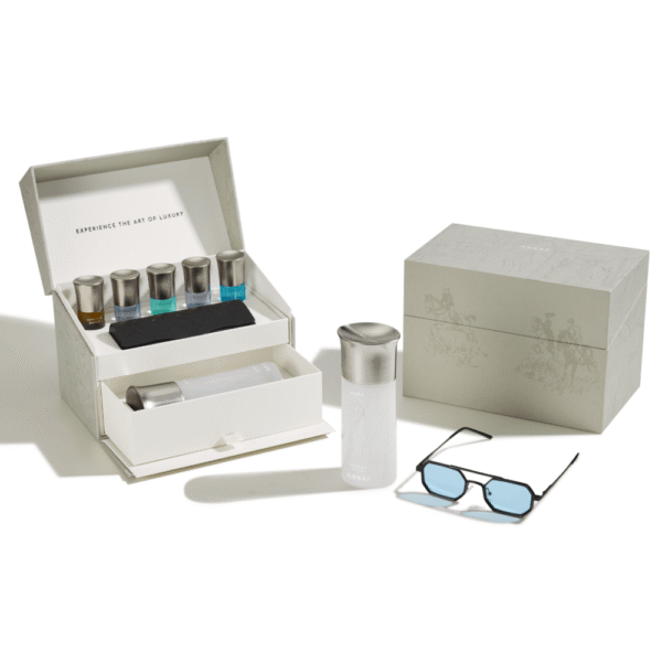 AURA 35 SET ASSAF ( perfume/5 samples / sun glasses)
سيت اورا ٣٥ من عساف ( عطر / ٥ عينات / نظارة)