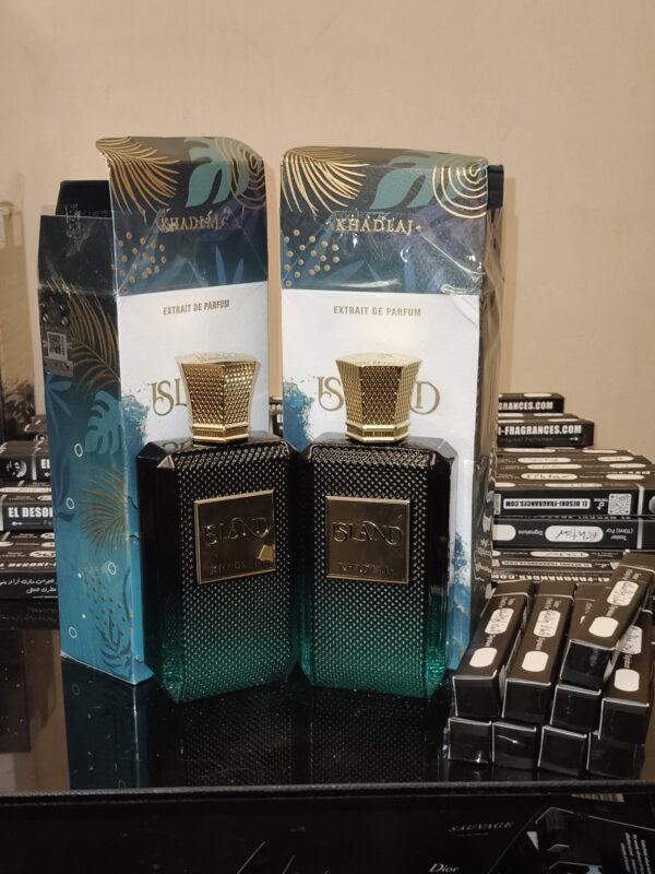 Khadlaj Island (10ml)
خدلاج ايلاند (١٠ملي)