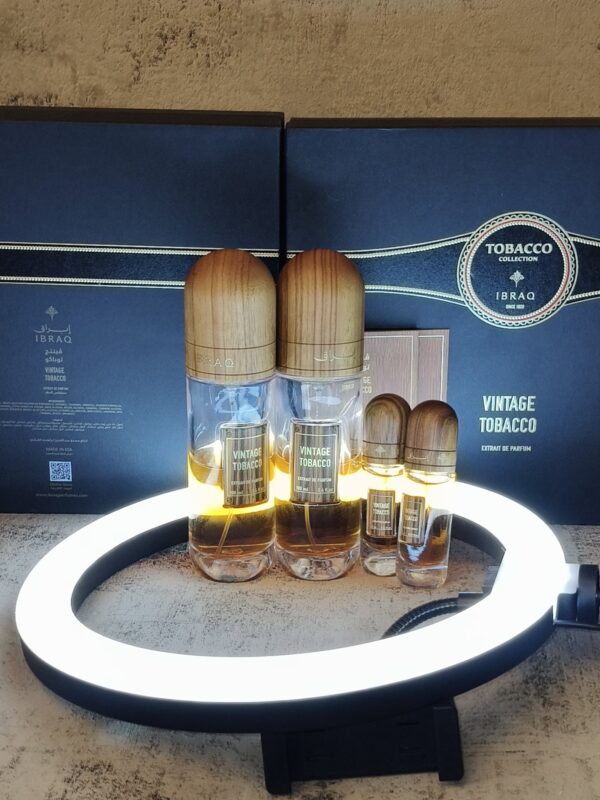 Vintage tobacco (50ml+10ml)
فينتاچ توباكو (٥٠ملي+ ريفيل ١٠ملي)