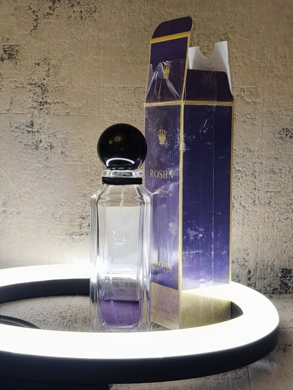 Roshn 30ml
روشن من ثنيان ٣٠ملي