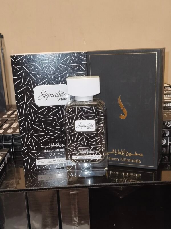 Signature White Dokhoon (10ml)
سجنتشر وايت من دخون (١٠ملي)